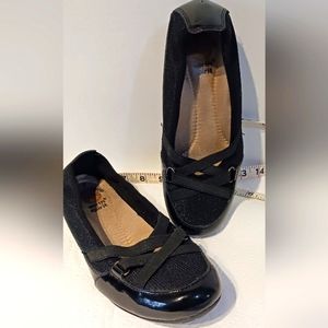 EASY SPIRIT Peni‎ Black Flats size 7